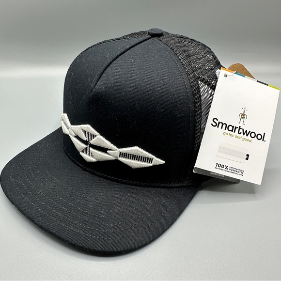 Smartwool Tracker Hat Adjustable Cap Mens Black - Picture 1 of 7